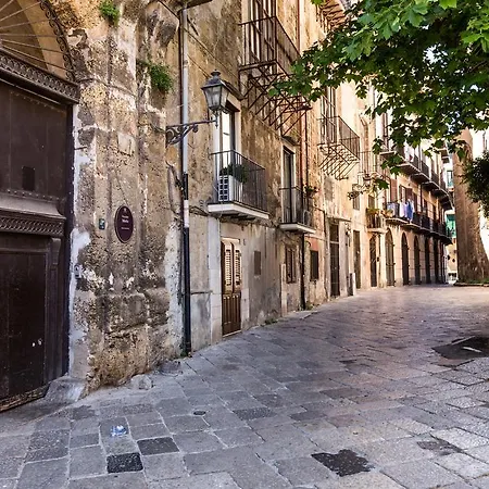 Casa Design A Palazzo Merlo By Wonderful Italy * Палермо