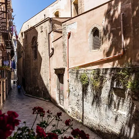 Casa Design A Palazzo Merlo By Wonderful Italy * Палермо